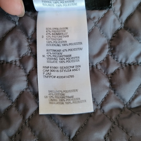 The North Face Off White Short Jacket - Picture 10 of 10